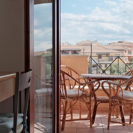 Marina Di Holiday Apartment Olbia