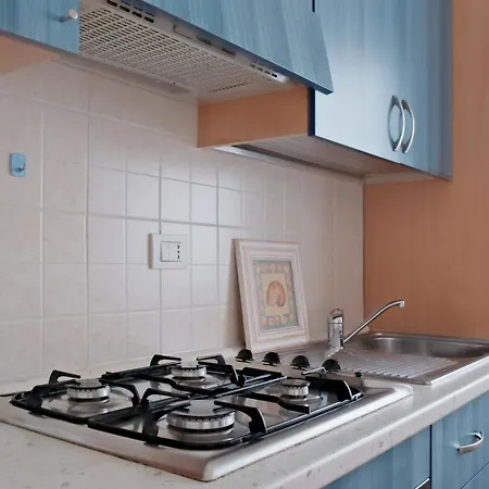 Marina Di Holiday Apartment